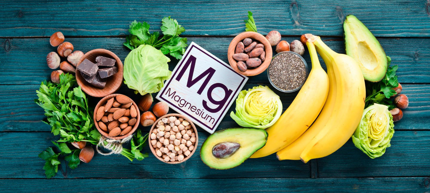 Foods rich in magnesium including dark chocolate and bananas.