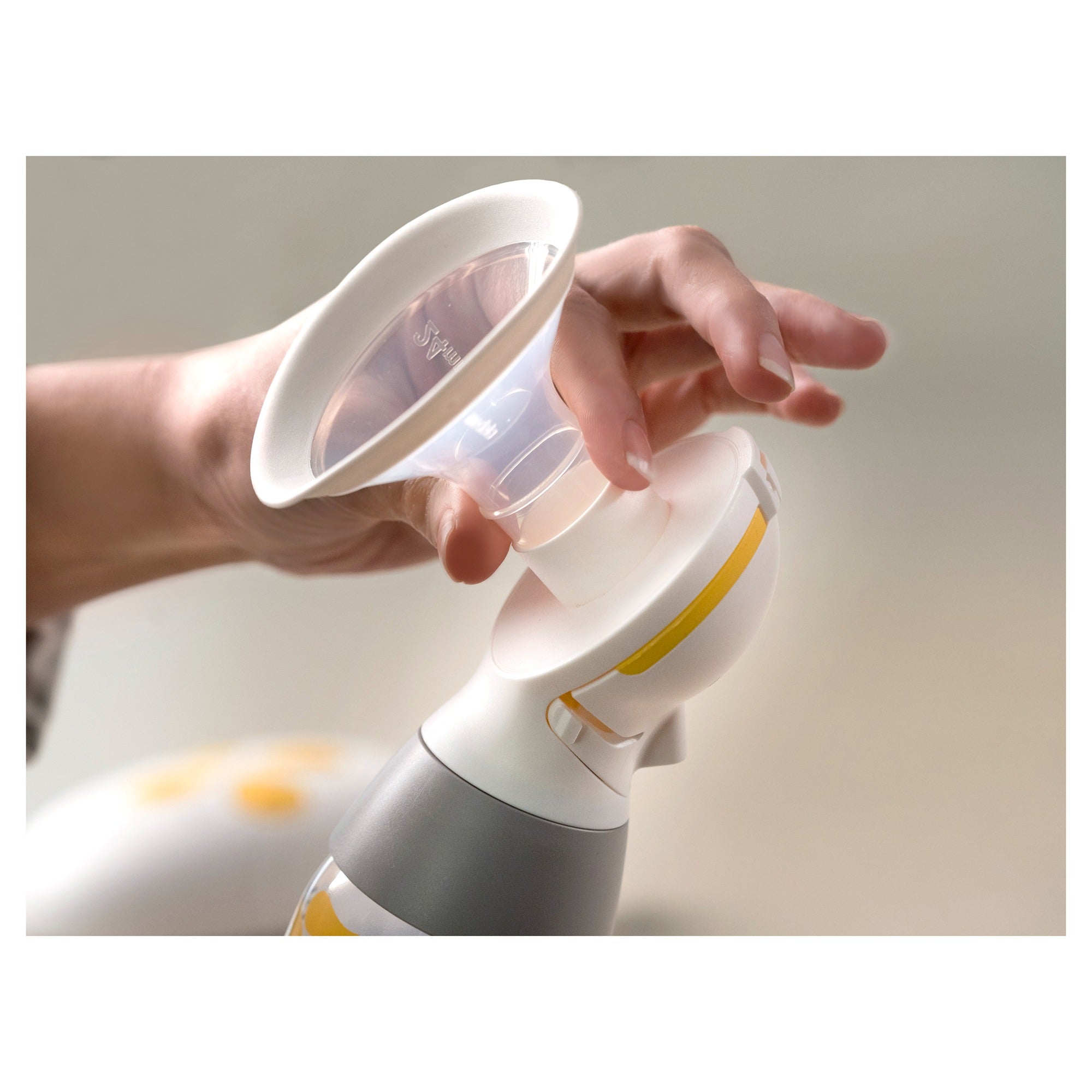 Medela Solo Single Electric Breast Pump